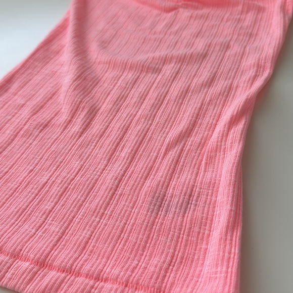Universal Thread Ribbed Pink Tank Top -  Size XS - Picture 5 of 6